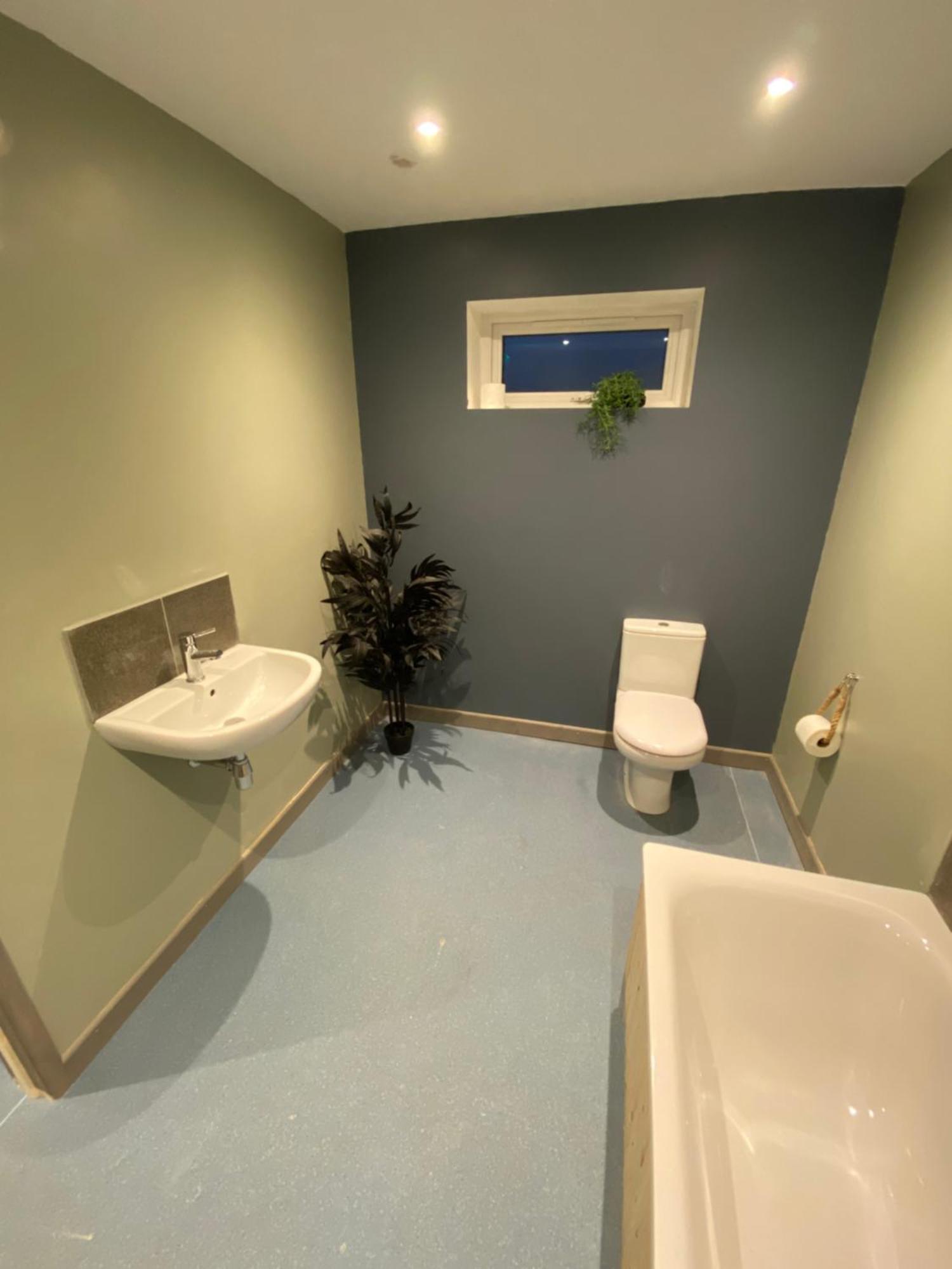 Luxury Cosy Carriage With Electric Private Hot Tub Apartment Hereford Bagian luar foto